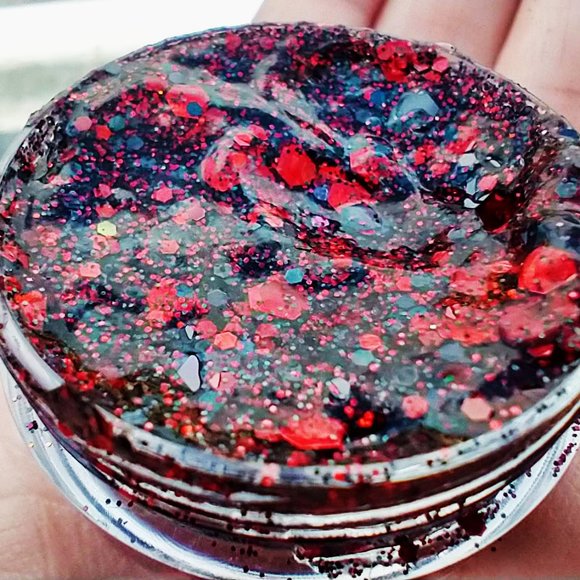 Alchemy Workshop Handmade Body Glitter Gel - Halloween Edition - Charmed (10ml) - Picture 7 of 8